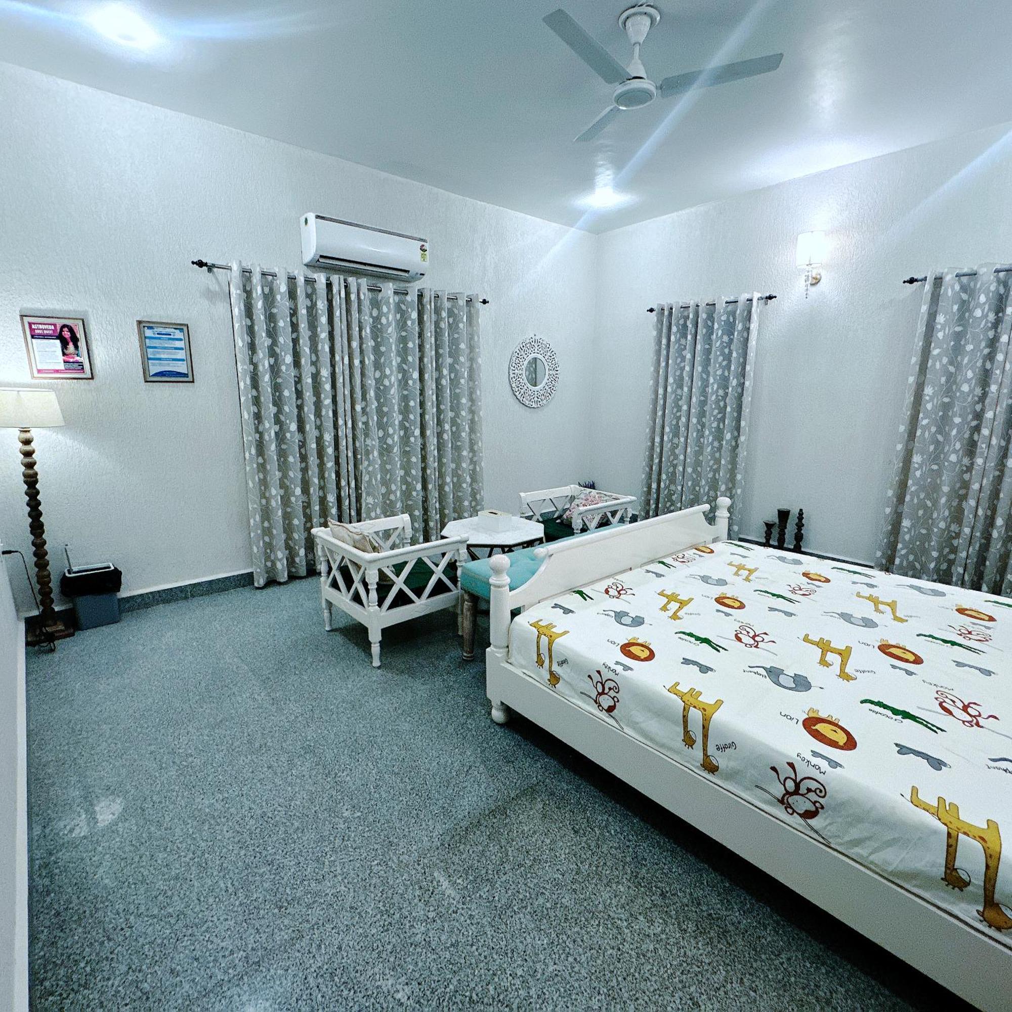 Vraj Homestay